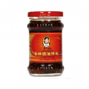 LEE KUM KEE CRISPY CHILLI IN OIL 210G
